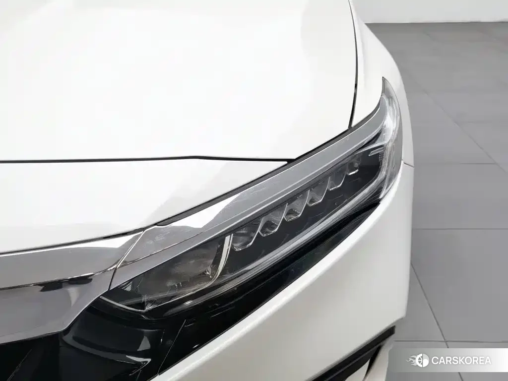 Honda Accord id 4570821 из Китая 9