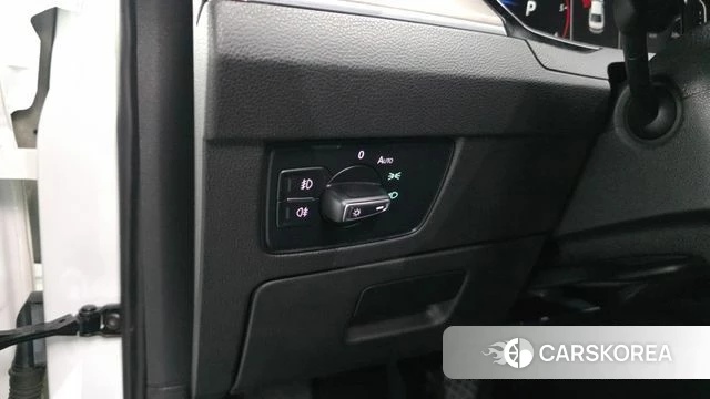 Volkswagen Passat GT (B8) id 4293323 из Кореи 9