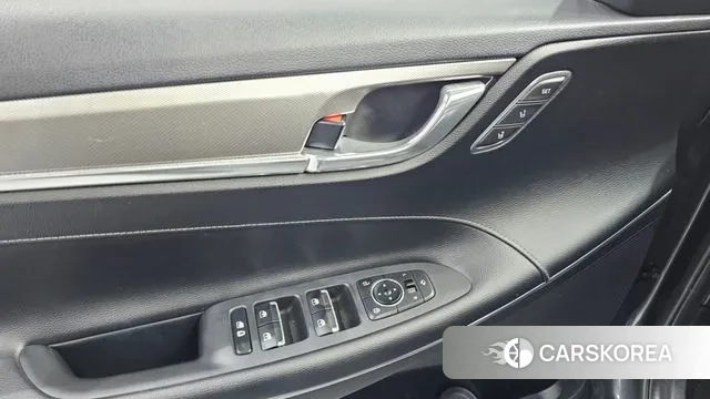 Hyundai The New Grandeur IG Hybrid id 3044295 из Кореи 9