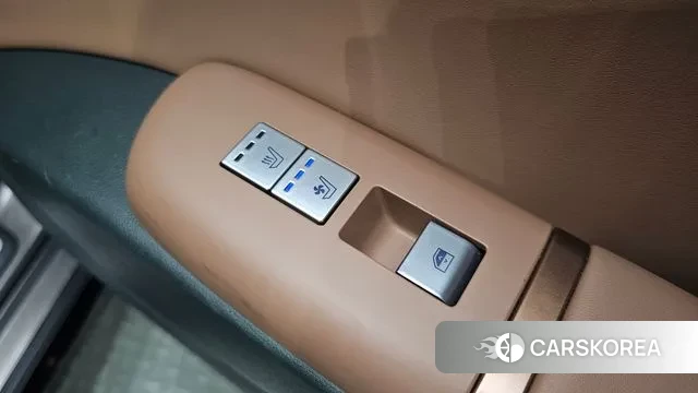 Hyundai Grandeur (GN7) id 3576650 из Кореи 9