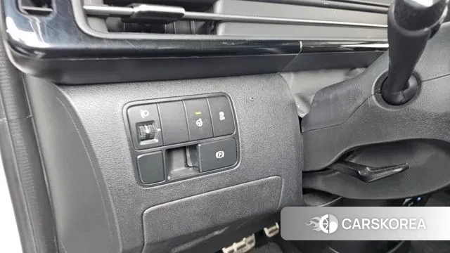 Hyundai Staria id 3650524 из Кореи 9