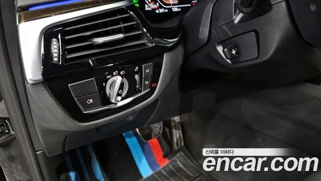 BMW 5 Series (G30) id 2949780 из Кореи 9