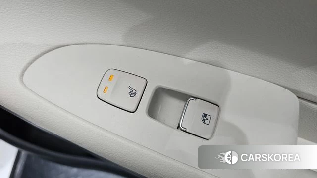 Hyundai The New Grandeur IG Hybrid id 4382801 из Кореи 9