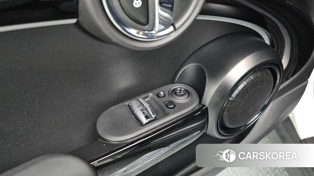 Mini Cooper Electric id 4735436 из Кореи 9