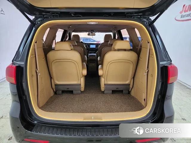 Kia All New Carnival id 3474901 из Кореи 9