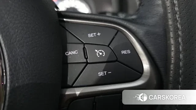 Jeep Renegade id 3535408 из Кореи 9