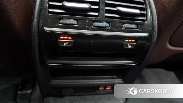 BMW 5 Series (G30) id 3368048 из Кореи 9