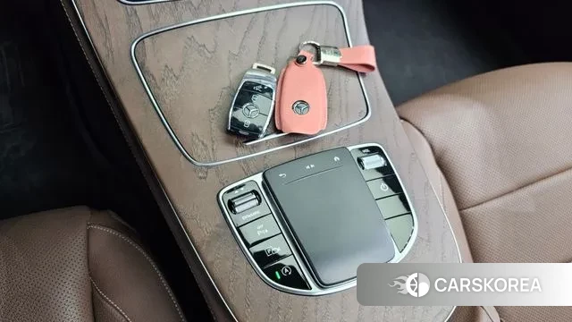 Mercedes-Benz E-Class W213 id 3389683 из Кореи 9