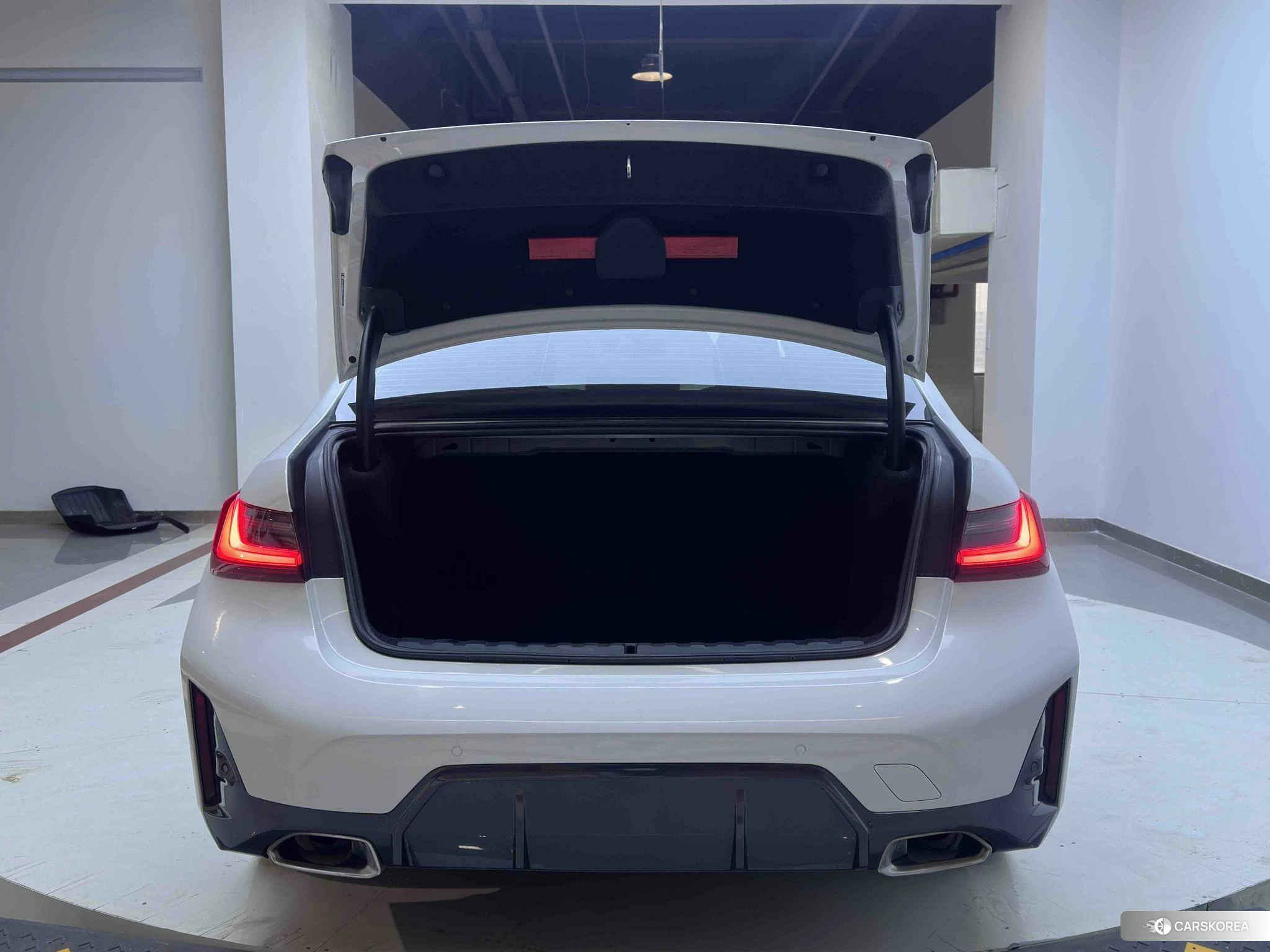 BMW 3 series id 4492629 из Китая 9