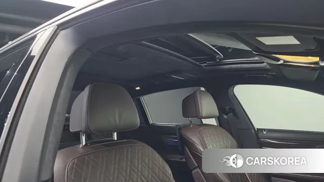 BMW 7 Series (G11) id 3686826 из Кореи 9