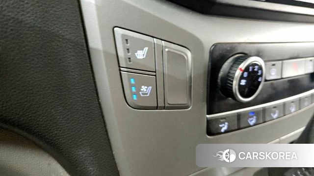 Hyundai The New Grand Starex id 4397650 из Кореи 9