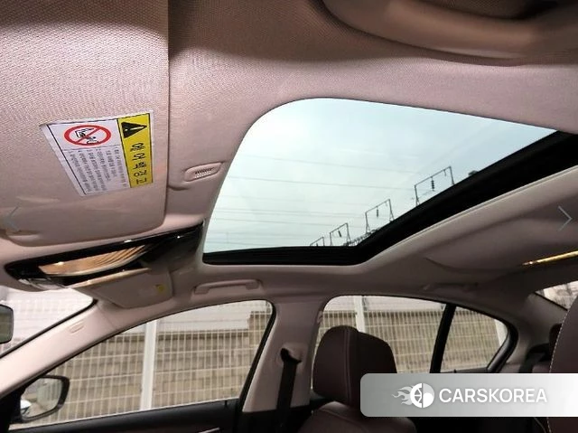 BMW 5 Series (G30) id 3899537 из Кореи 9