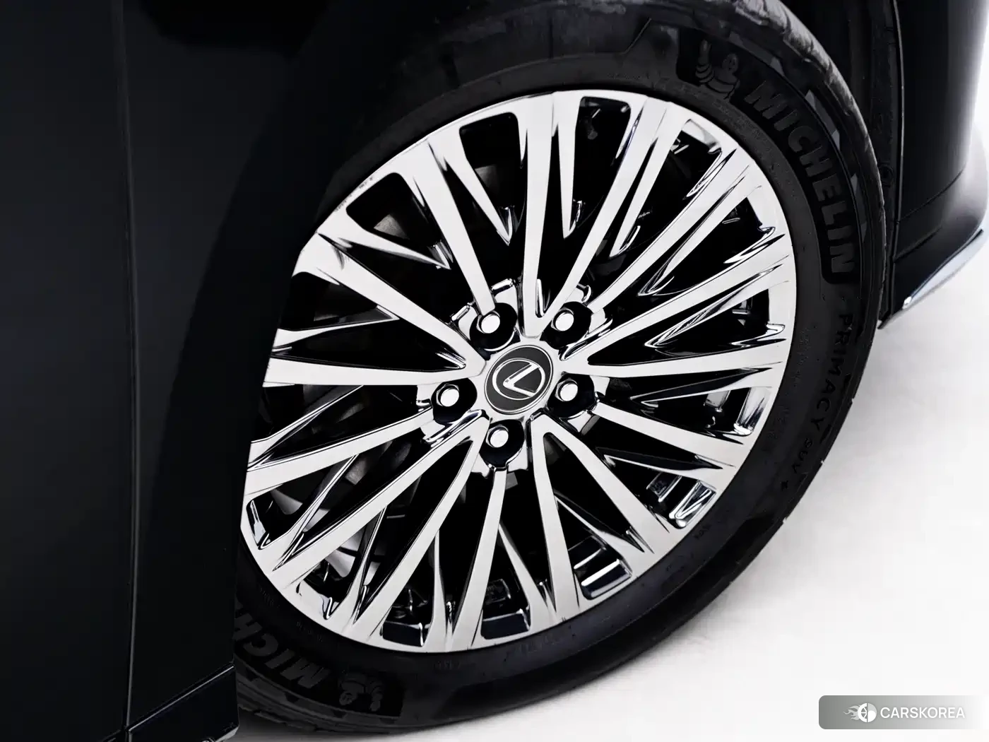 Lexus LM id 4546057 из Китая 9
