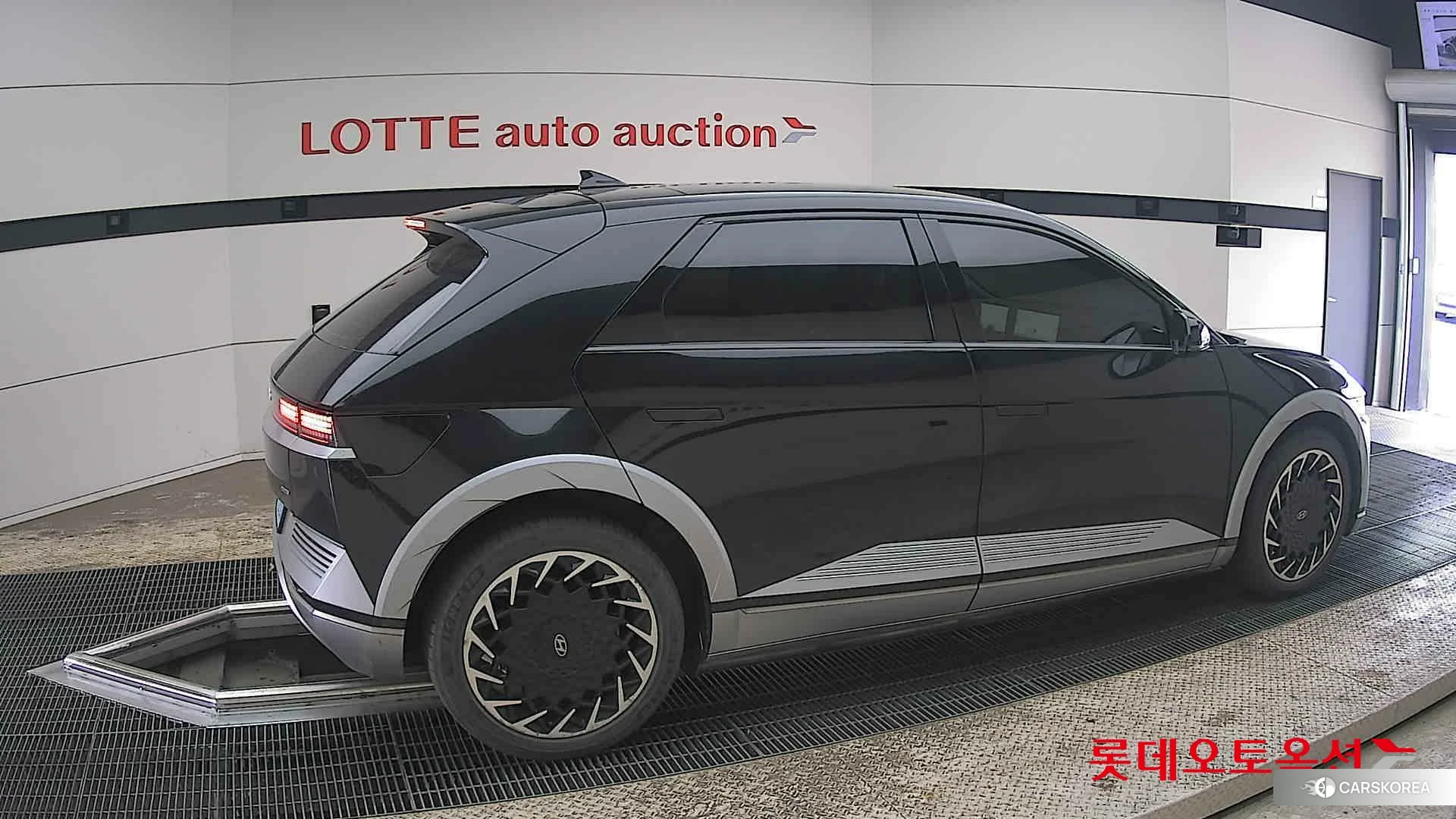 Hyundai IONIQ 5 id 3888317 из Кореи 9