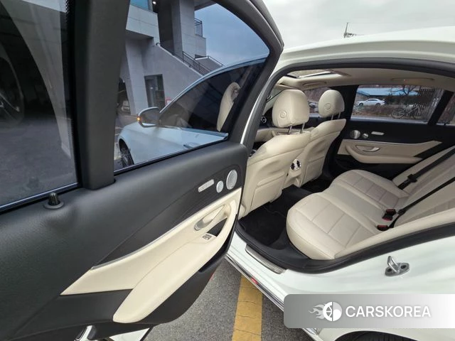 Mercedes-Benz E-Class W213 id 3861628 из Кореи 9