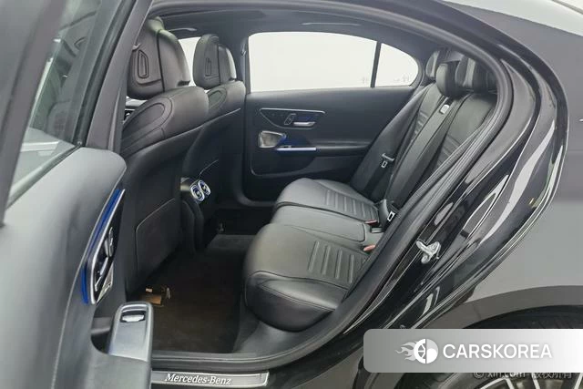 Mercedes-Benz Class C id 4255839 из Китая 9