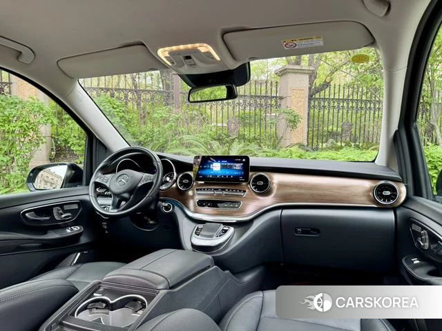 Mercedes-Benz V-class id 4387339 из Китая 9