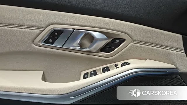 BMW 3 Series (G20) id 3778376 из Кореи 9