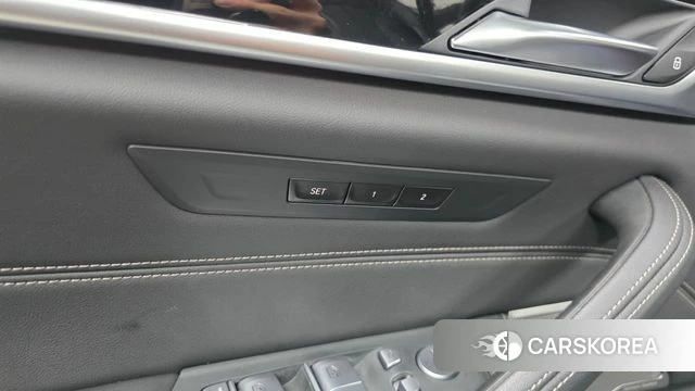 BMW 5 Series (G30) id 4422868 из Кореи 9