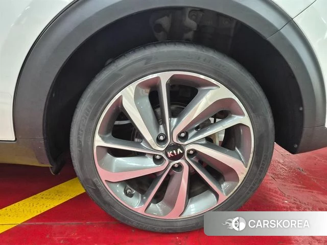 Kia Niro id 4626490 из Кореи 9