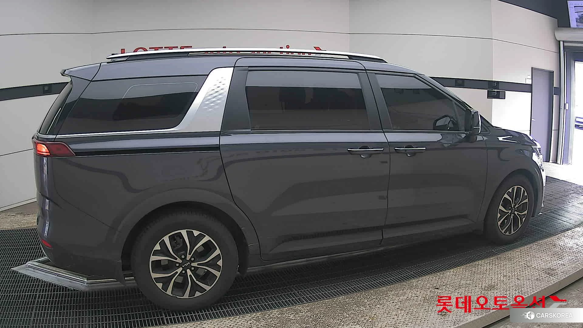 Kia Carnival id 3875762 из Кореи 9