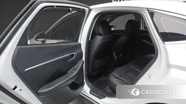 Hyundai Sonata (DN8) id 3428573 из Кореи 9