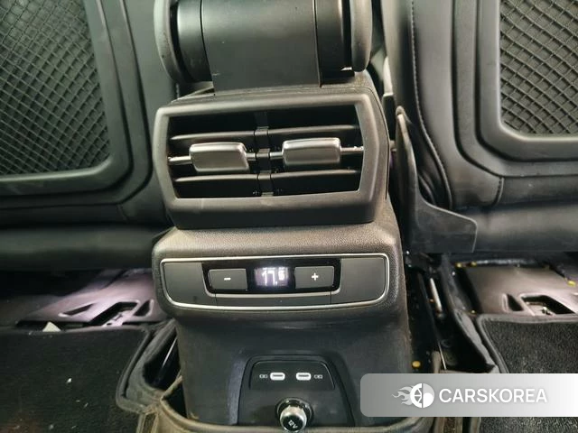 Audi Q4 e-tron id 4275778 из Китая 9