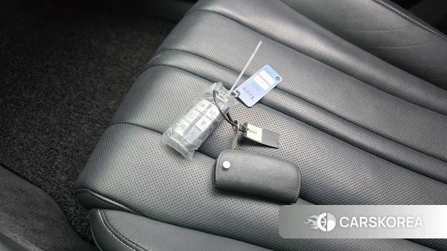 Genesis G80 (RG3) id 4463676 из Кореи 9