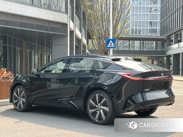 Toyota bZ5 id 3920288 из Китая 9