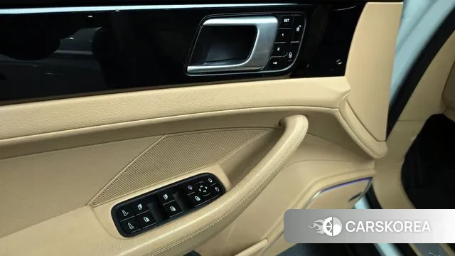 Porsche Panamera (971) id 3484878 из Кореи 9