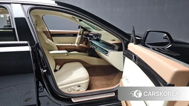 Hyundai Grandeur (GN7) id 3596750 из Кореи 9