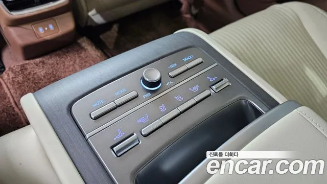 Hyundai Grandeur (GN7) id 2739459 из Кореи 9