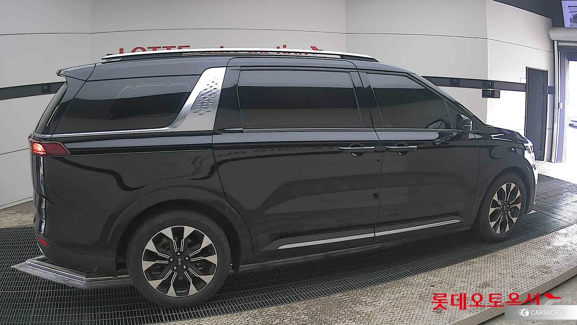 Kia Carnival id 3888374 из Кореи 9