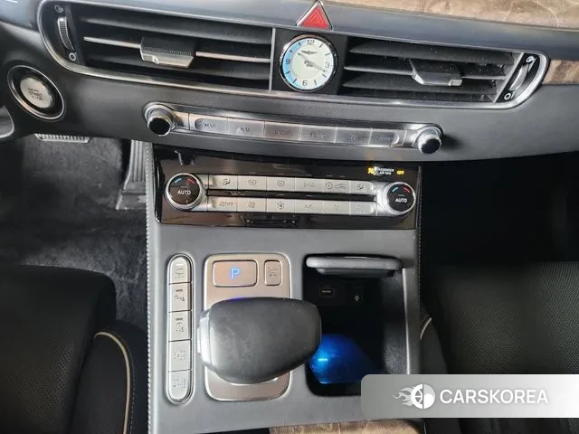 Genesis G90 id 3230503 из Кореи 9