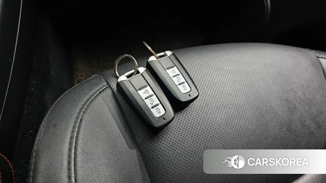 Ssangyong Korando Turismo id 4356895 из Кореи 9