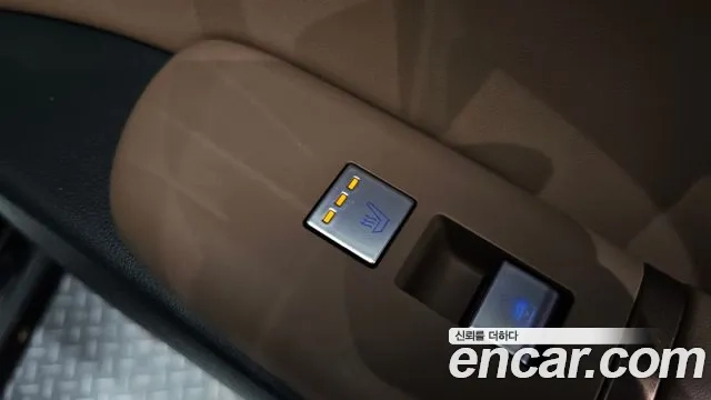 Hyundai Grandeur Hybrid (GN7) id 2920155 из Кореи 9