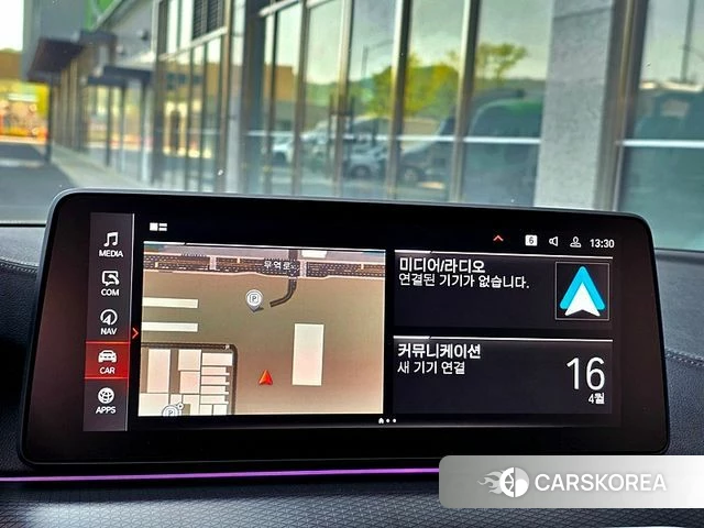 BMW 5 Series (G30) id 3953562 из Кореи 9