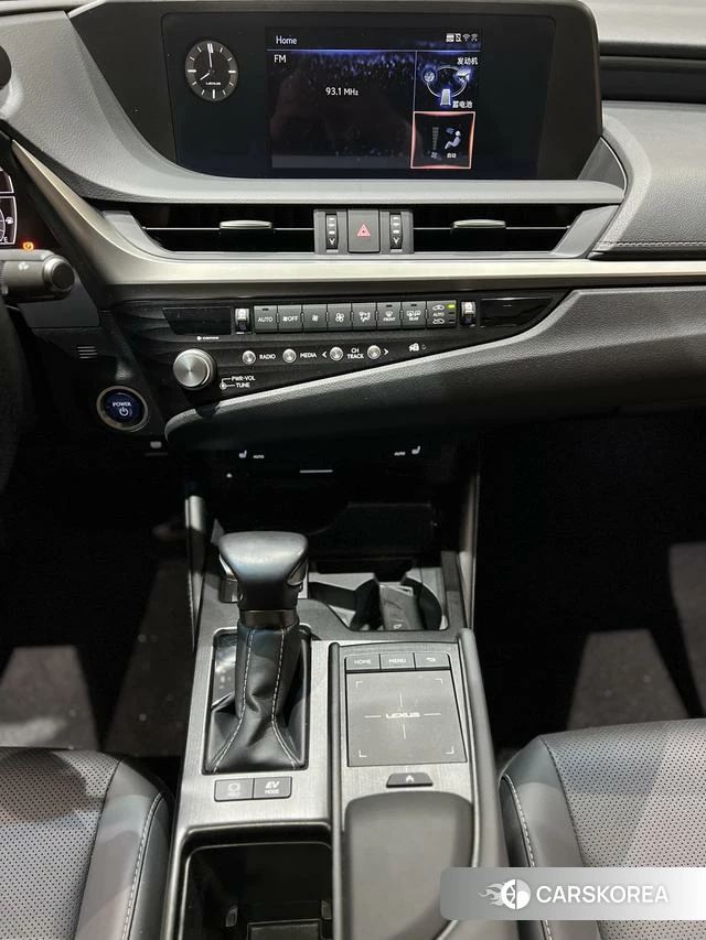 Lexus ES id 4276298 из Китая 9