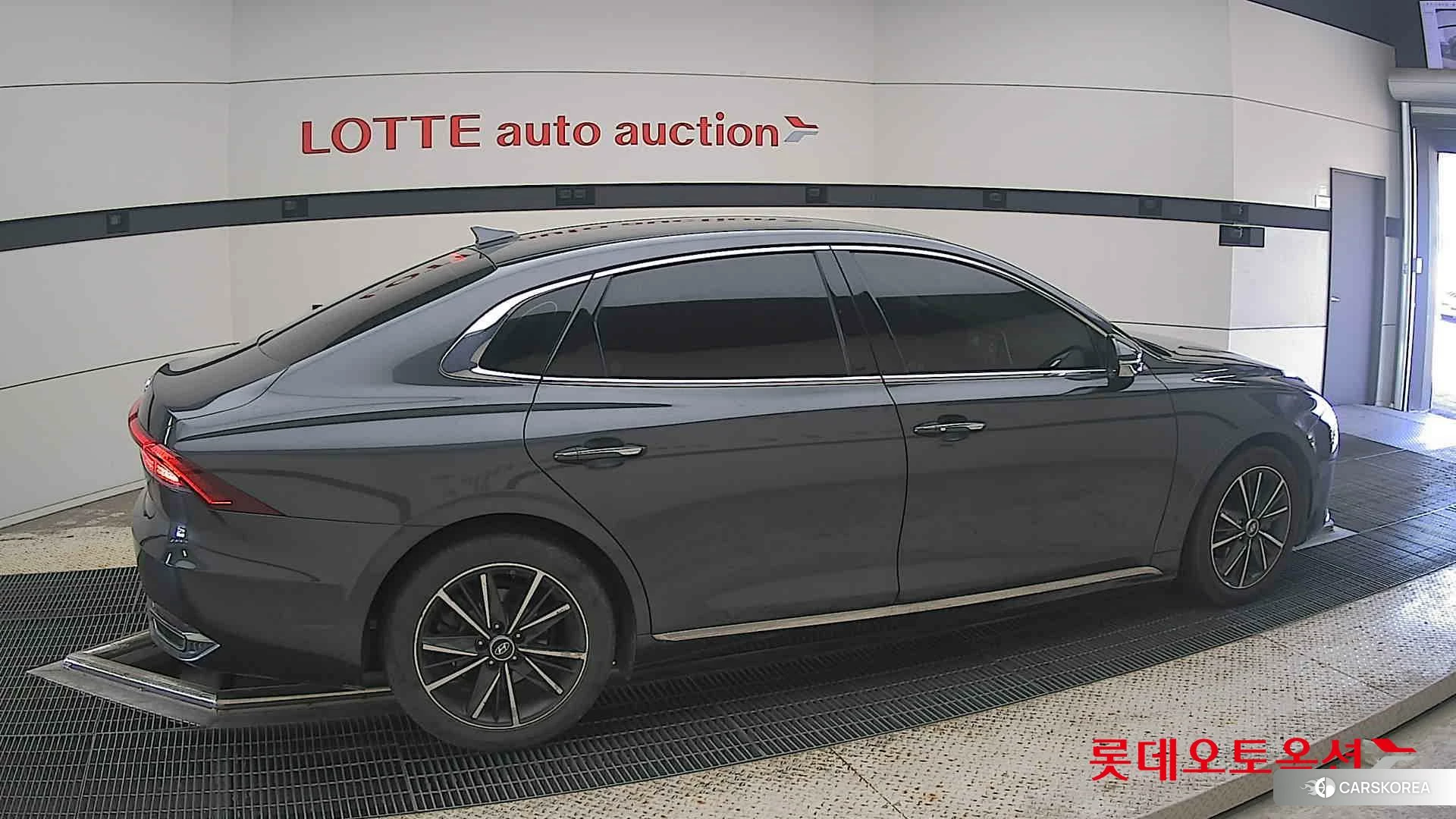 Hyundai Grandeur id 4679275 из Кореи 9