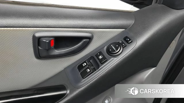 Hyundai The New Grand Starex id 4677943 из Кореи 9