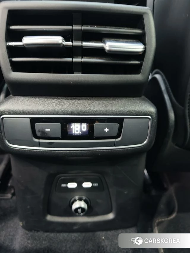 Audi Q4 e-tron id 4254361 из Китая 9