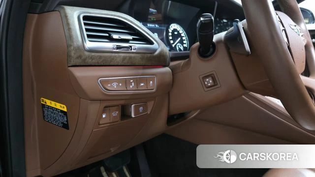 Genesis G90 id 4865010 из Кореи 9