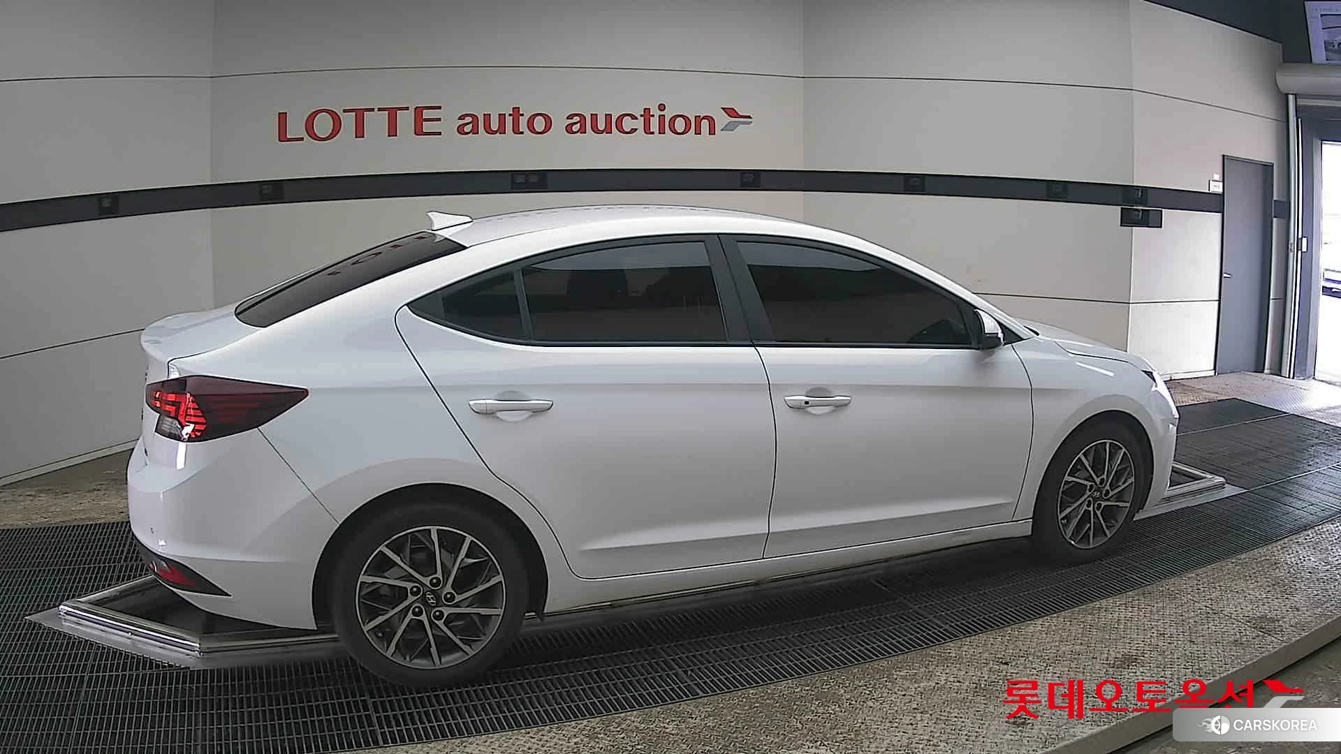 Hyundai Avante id 3875788 из Кореи 9