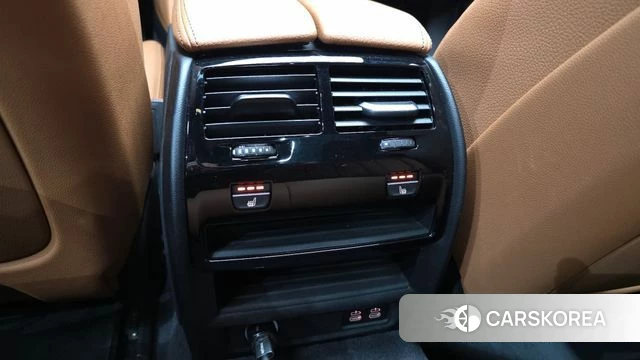 BMW 5 Series (G30) id 3963964 из Кореи 9