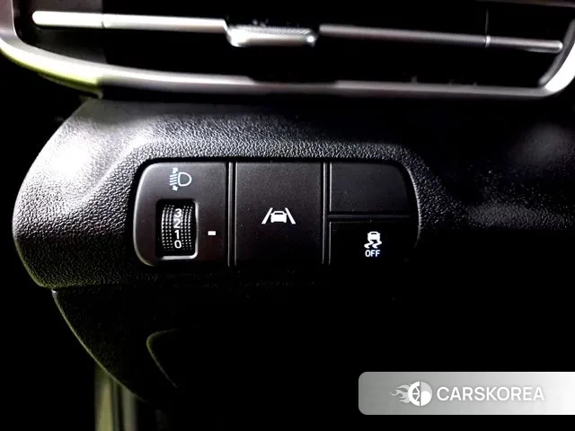 Hyundai Avante (CN7) id 3202808 из Кореи 9