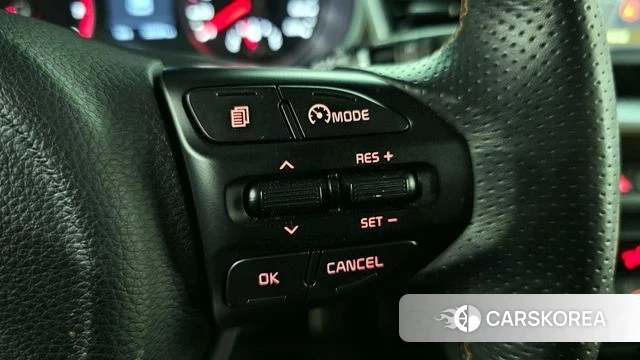 Kia Stonic id 3880291 из Кореи 9