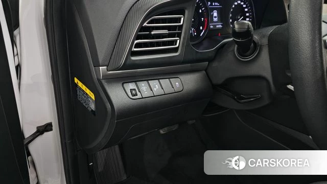 Hyundai The New Avante AD id 3879688 из Кореи 9