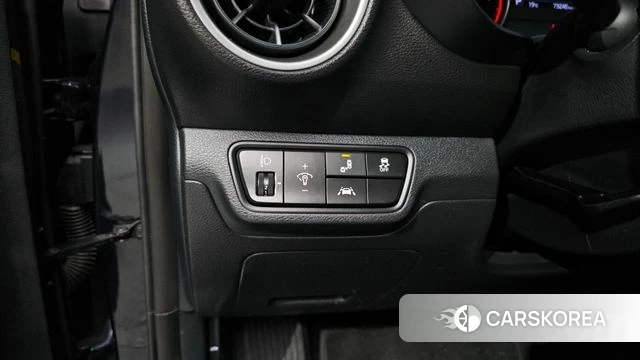 Kia Come New K3 id 3924908 из Кореи 9