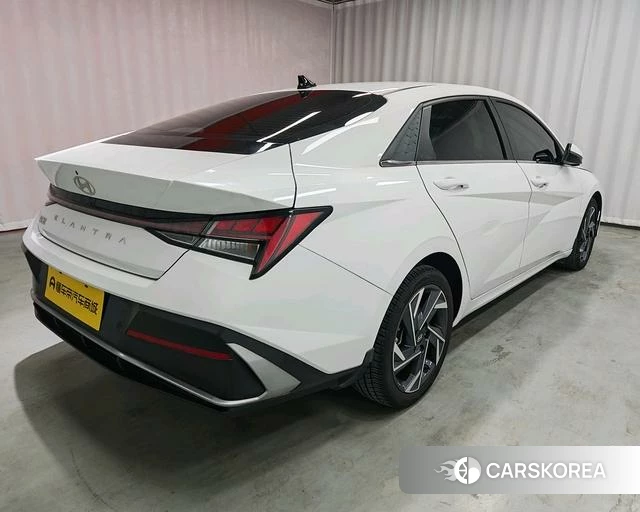 Hyundai Elantra id 4313888 из Китая 9