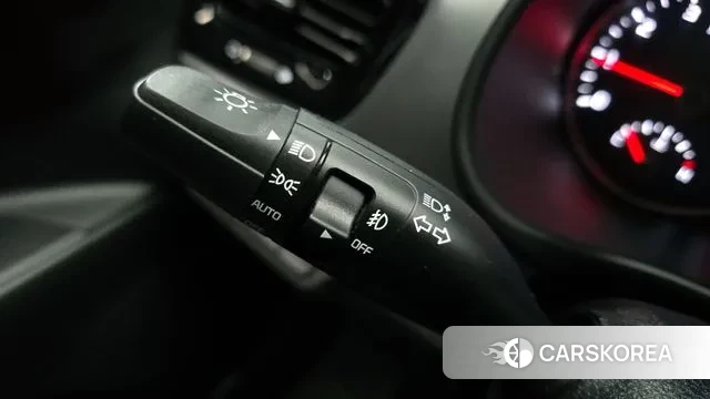 Kia Stonic id 3319333 из Кореи 9